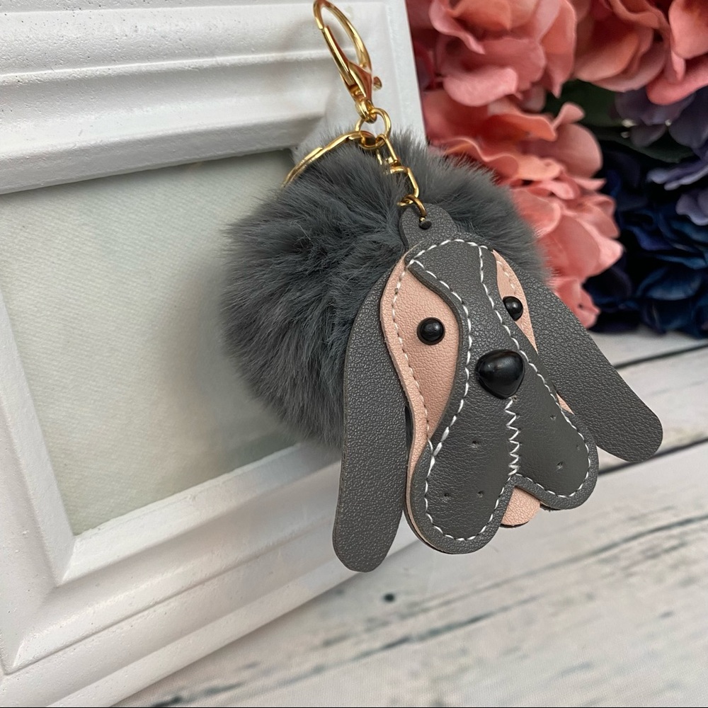 Cute Hound Dog on Gray Pom Pom Keychain - Picture 4 of 9